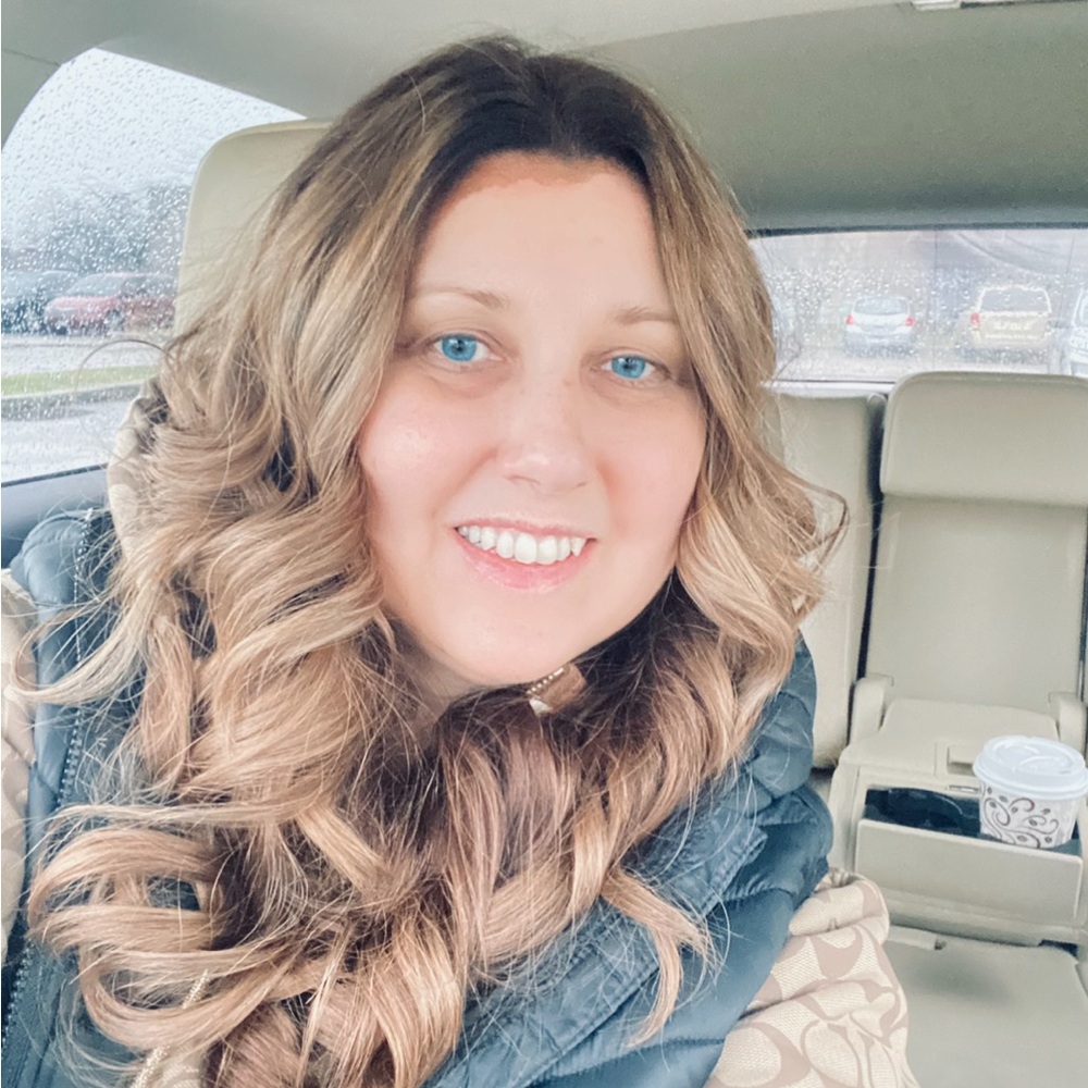 Meet your Posher, Anna